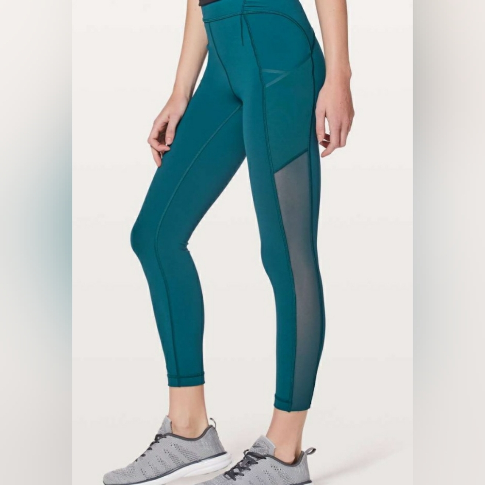 Lululemon Double Day Tight *28"Dark Uniform Blue sz 6 EUC
